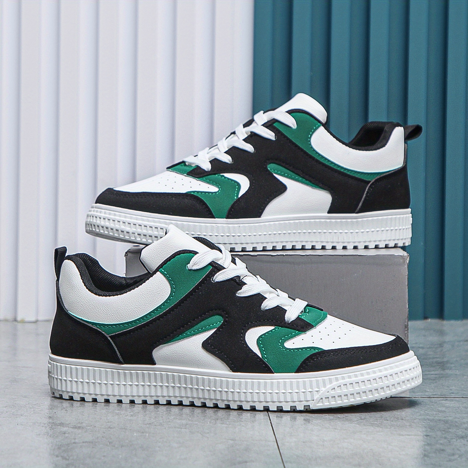mens striped skate shoes casual outdoor non slip lace up walking sneakers flat shoes details 3