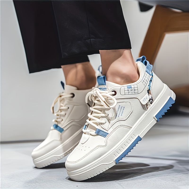 mens alphabets detail trendy skate shoes breathable non slip sneakers mens footwear details 4