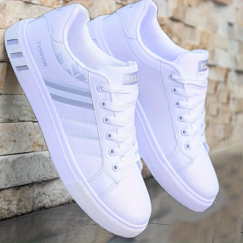 mens skate shoes with good grip breathable lace up sneakers details 2