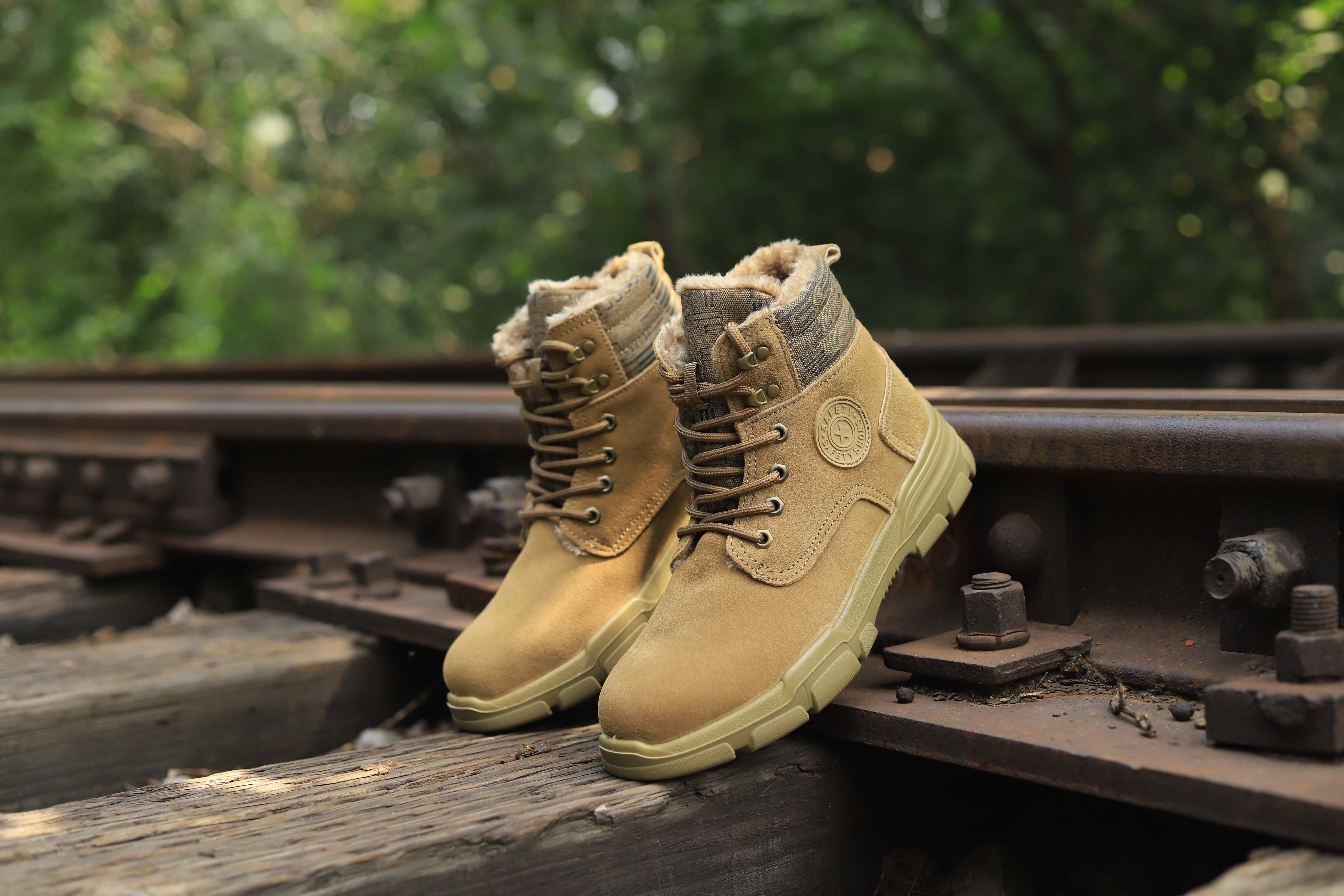 mens steel toe puncture proof anti skid work safety shoes with warm plush lining industrial construction sneakers winter details 1