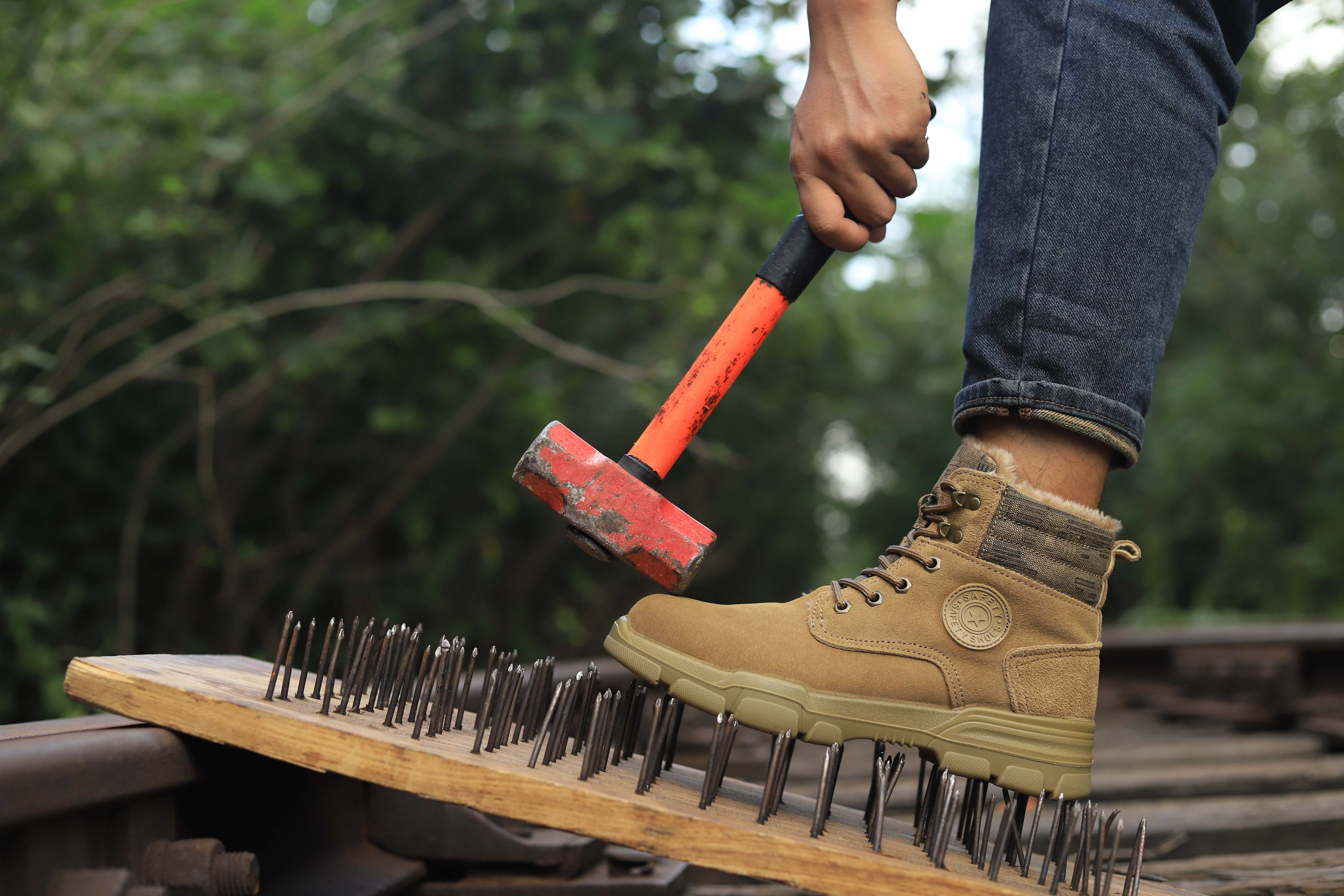 mens steel toe puncture proof anti skid work safety shoes with warm plush lining industrial construction sneakers winter details 5