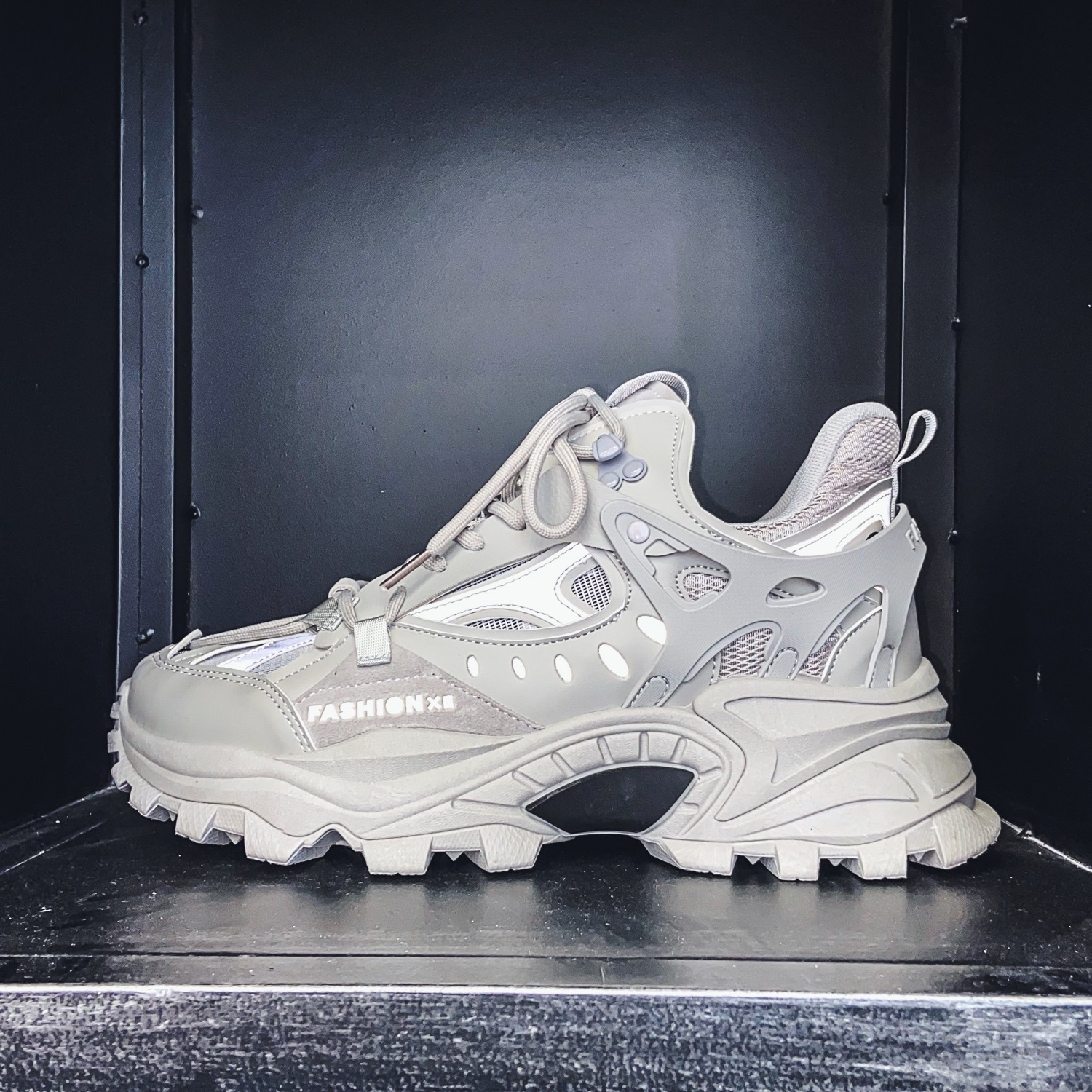 mens lace up chunky sneakers dad shoes athletic shoes shock absorbing and breathable details 29