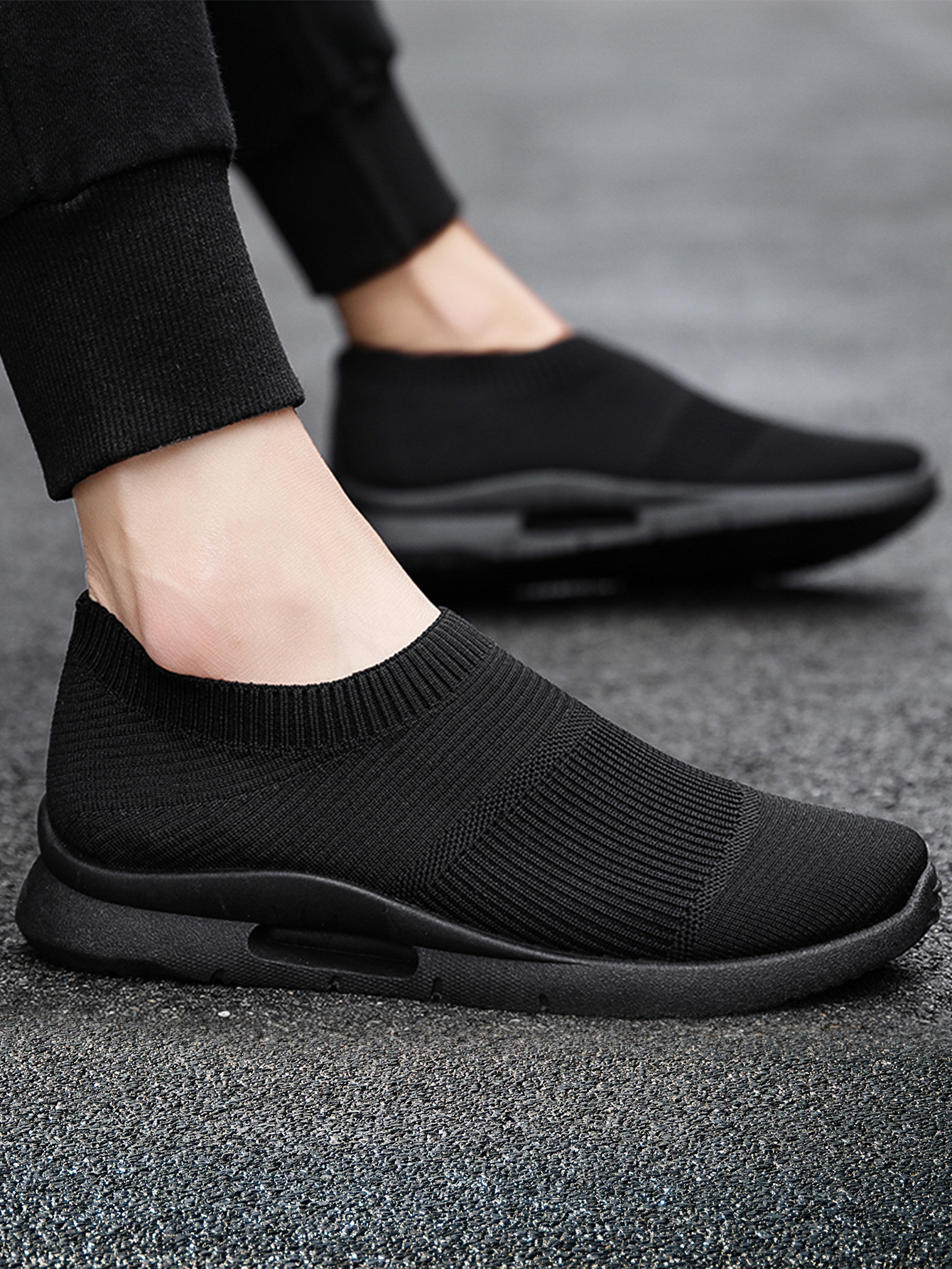 mens lightweight breathable comfortable non slip running shoes details 7